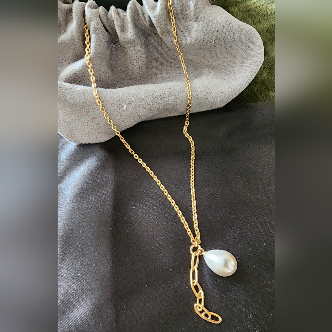 Slide Jewelry Stainless Steel Gold Necklace With Large Pearl Charm Nib
